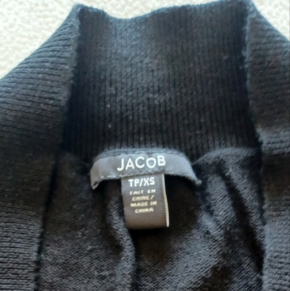 Black cotton v-neck sweater top - Picture 3 of 4